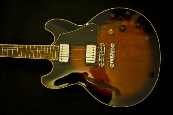 Guitare Electriqu...